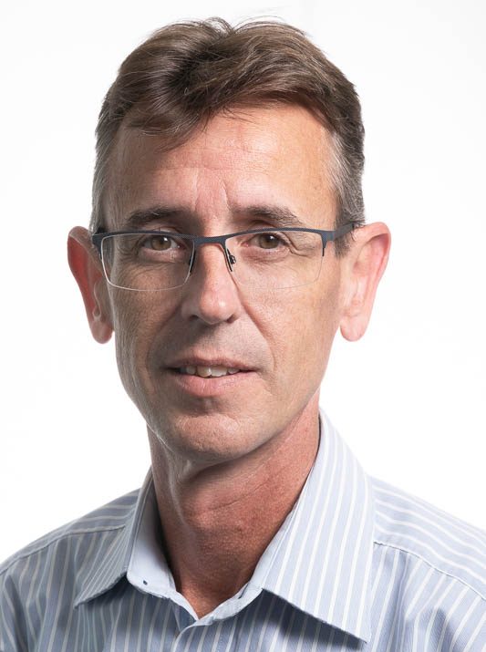 Hopkins Darren Booth Director 2000 X 3000